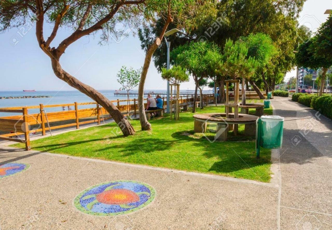 לימסול Sunny Family Home By The Beach מראה חיצוני תמונה